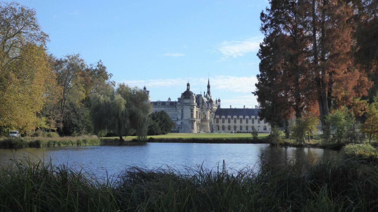 Garden Studio Chantilly Exterior foto